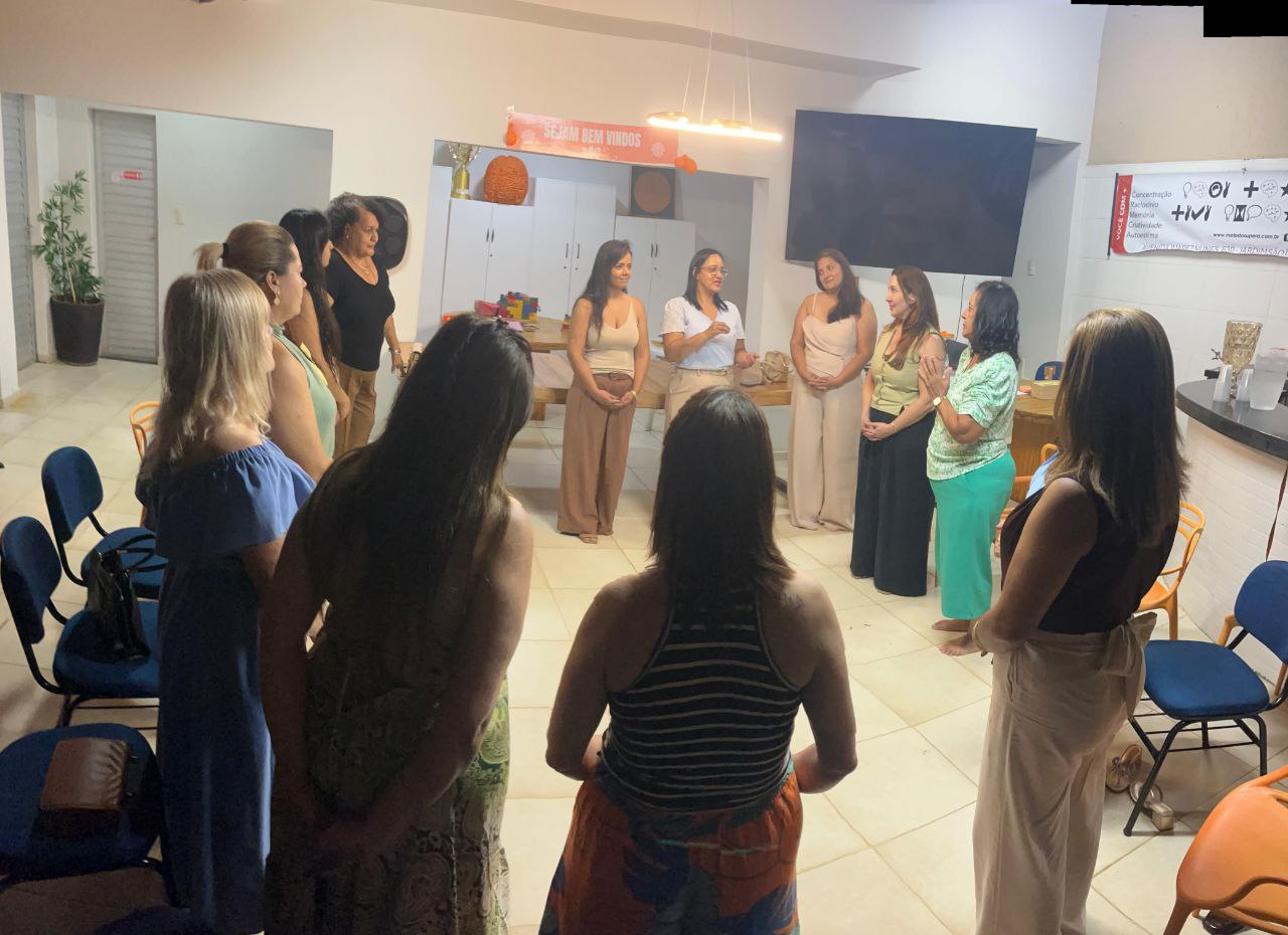 Constelação familiar em grupo em Montes Claros